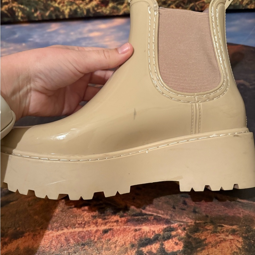 🤎STEVE MADDEN Sahara Rain Boots🤎 - Picture 4 of 7